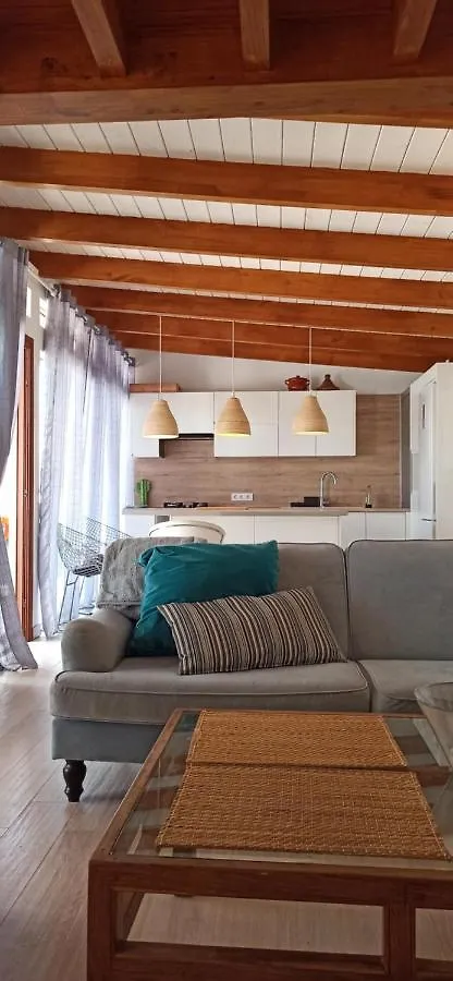 Holiday home Beautiful Chalet With Wifi And Free Parking Arona